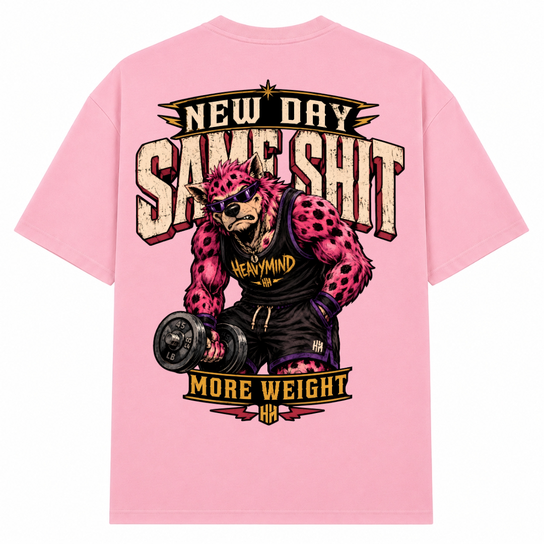 New Day, Same Shit, More Weight – Oversized Tee in Soft Pink, Rückansicht | Heavy Mind