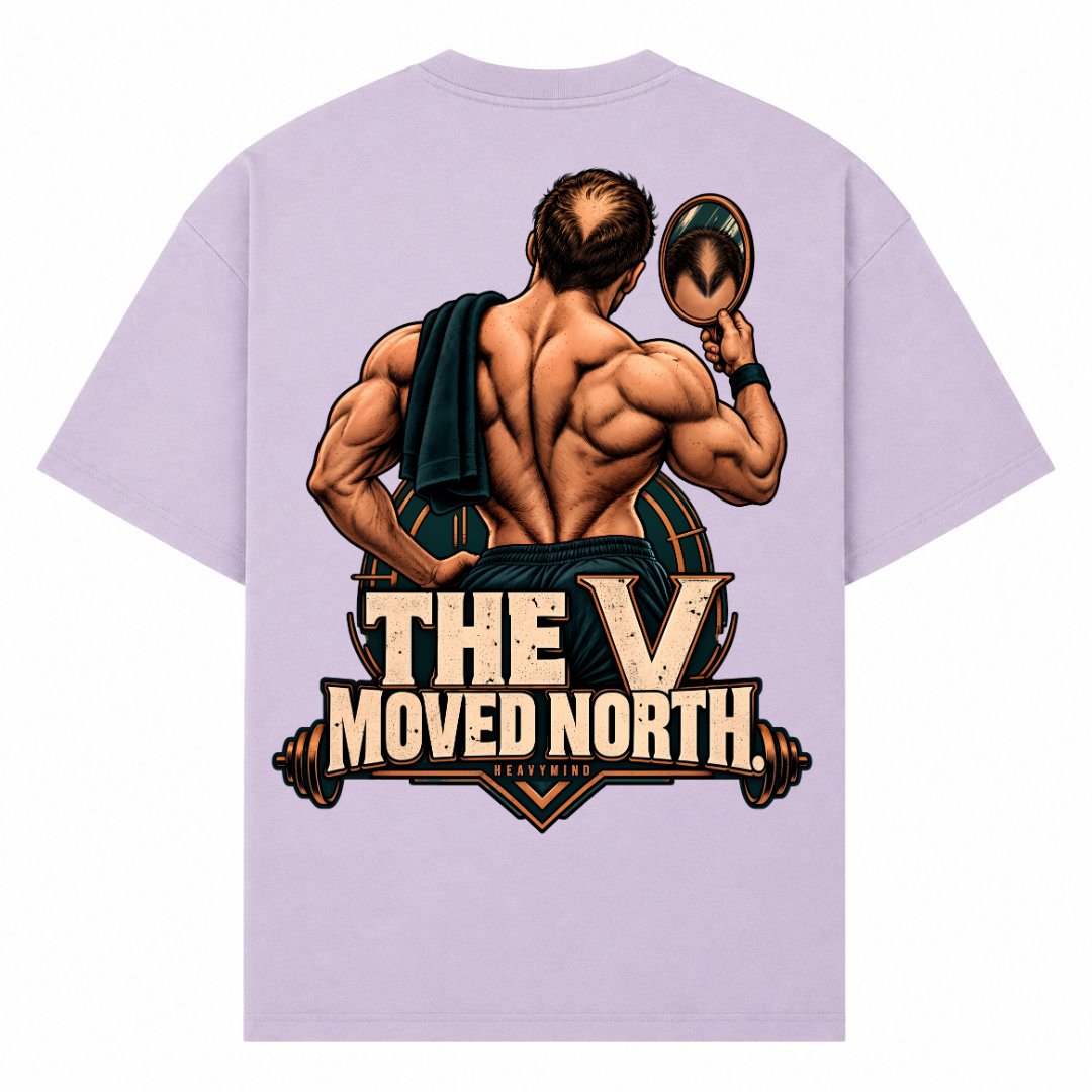 The V Moved North – Oversized Tee in Lilac, Rückansicht | Heavy Mind