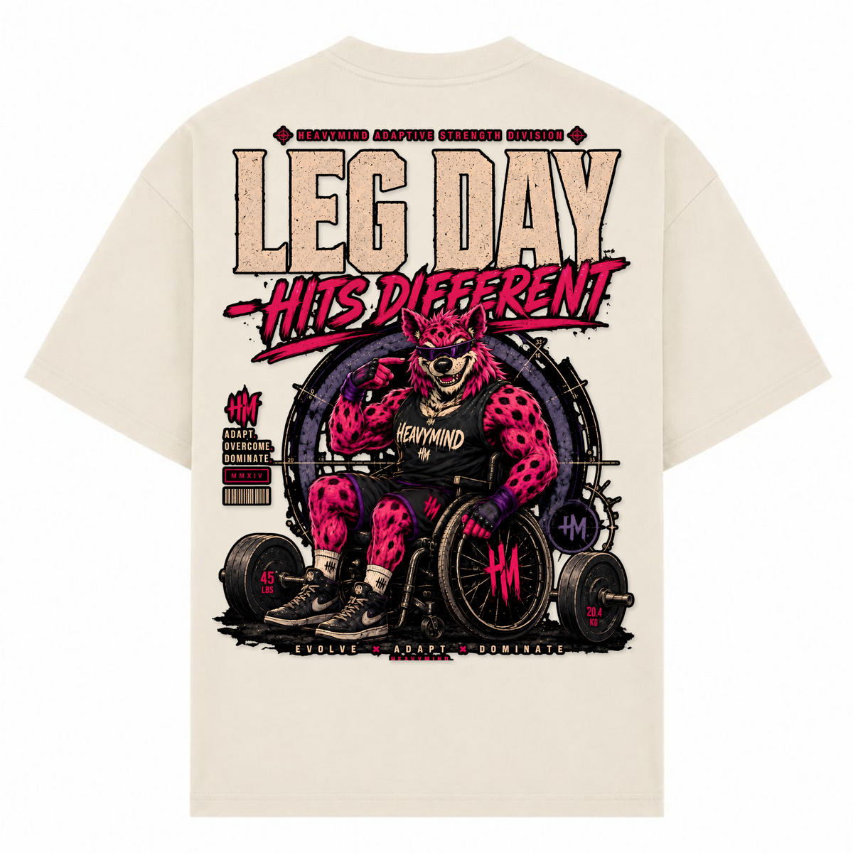 Leg Day Hits Different – Oversized Tee in Sand, Rückansicht | Heavy Mind