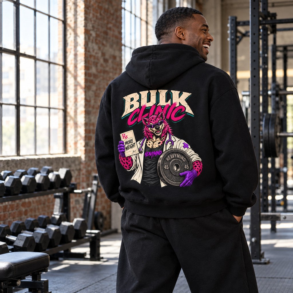 Bulk Clinic – Heavy Oversized Hoodie in Schwarz, am Model, Rückansicht | Heavy Mind