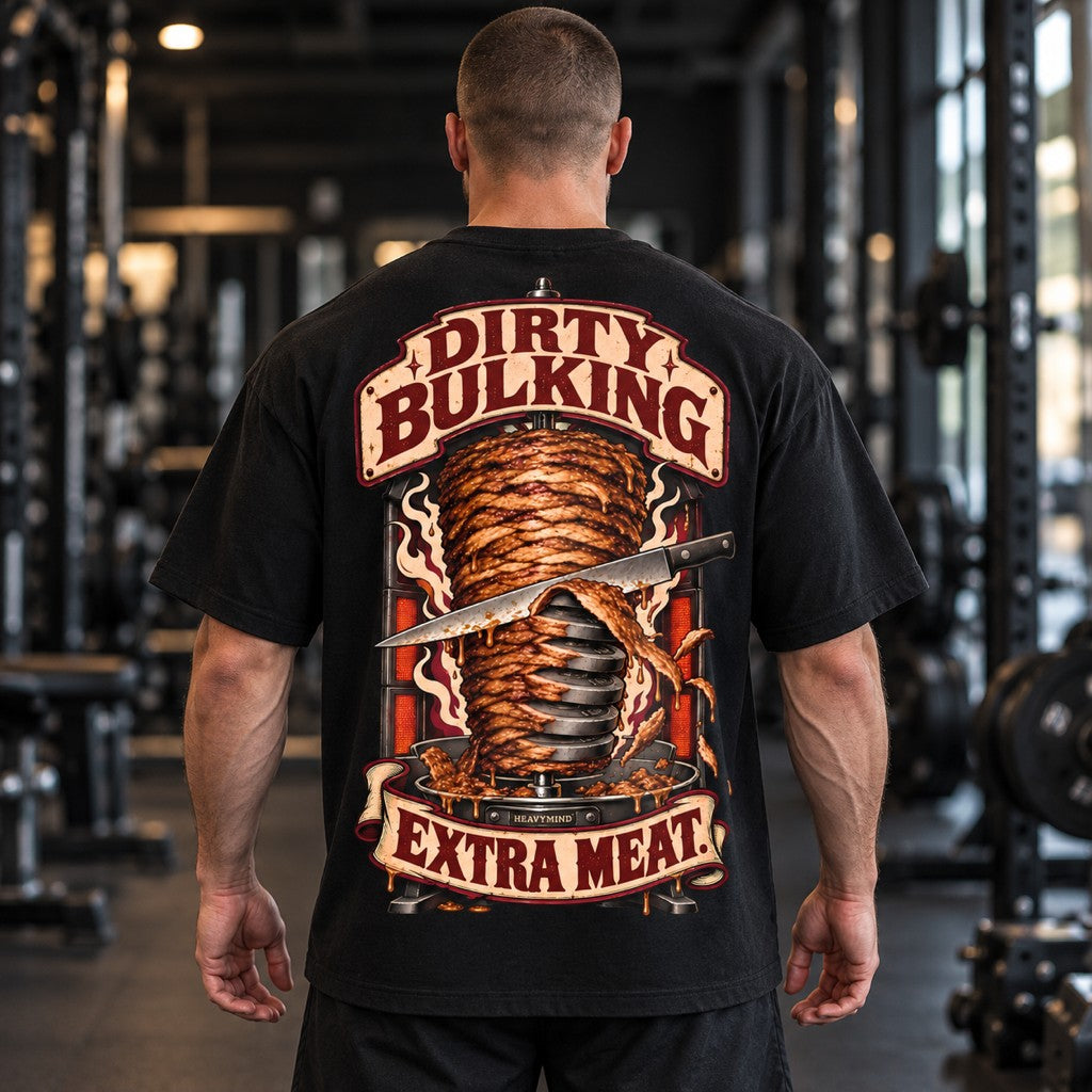 Dirty Bulking – Extra Meat – Oversized Tee in Schwarz, am Model, Rückansicht | Heavy Mind