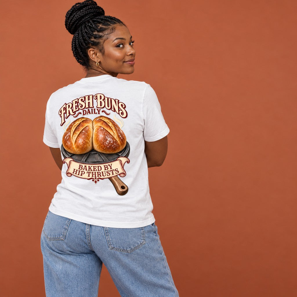 Fresh Buns Daily – Heavy Shirt in Weiß, am Model, Rückansicht | Heavy Mind