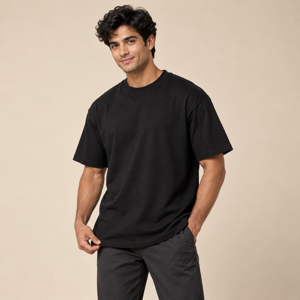 Heavy Weight Sexy Time – Oversized Tee in Schwarz, am Model, Vorderansicht | Heavy Mind