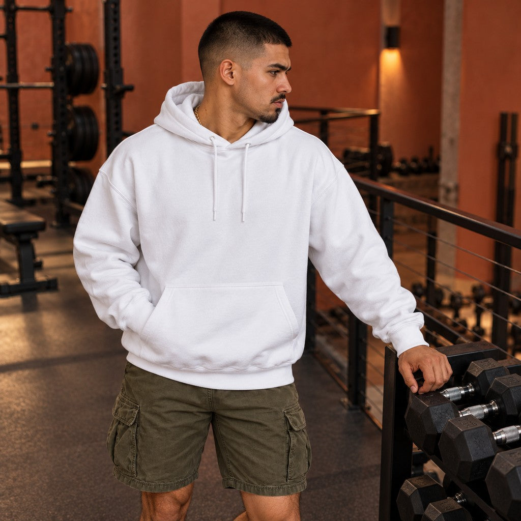 No Half Reps – Depth Earns Respect – Heavy Oversized Hoodie in Weiß, am Model, Vorderansicht | Heavy Mind