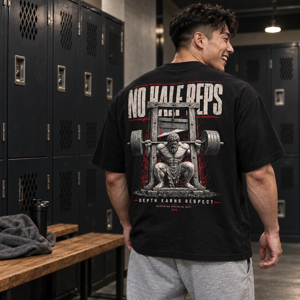 No Half Reps – Depth Earns Respect – Oversized Tee in Schwarz, am Model, Rückansicht | Heavy Mind