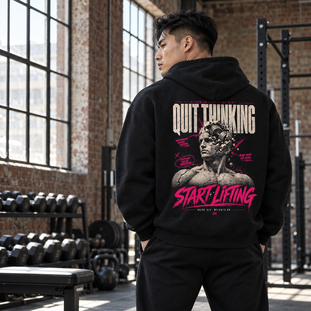 Quit Thinking, Start Lifting – Heavy Oversized Hoodie in Schwarz, am Model, Rückansicht | Heavy Mind