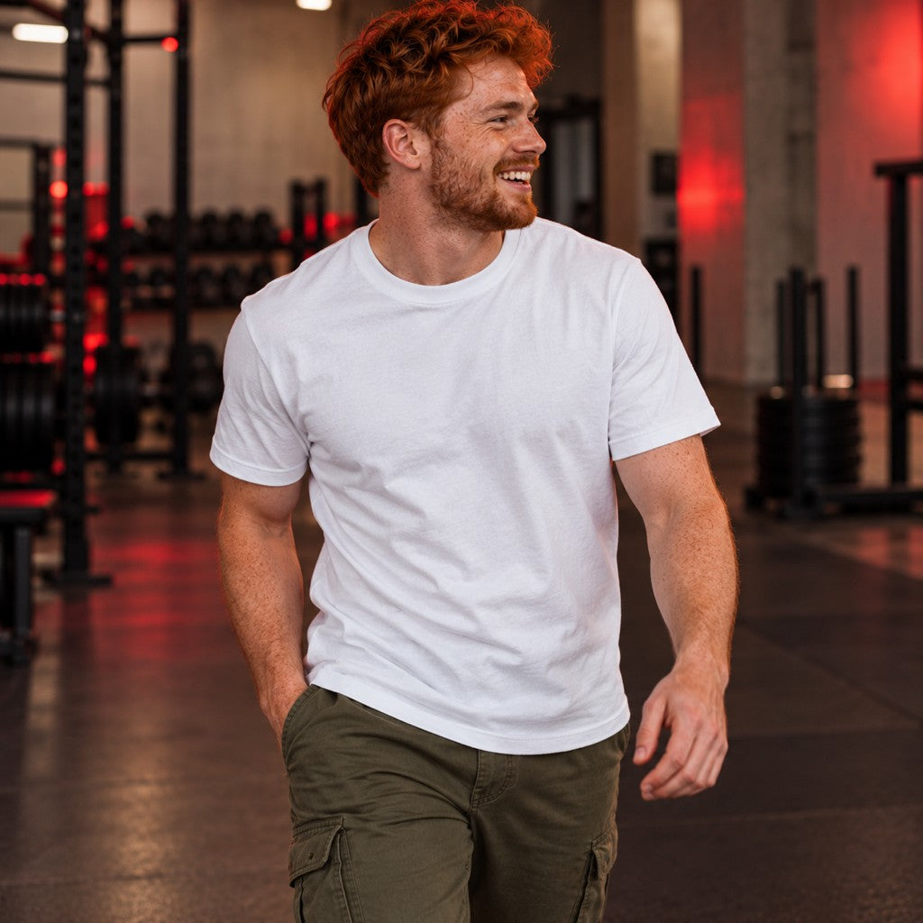 Still Attached – Heavy Shirt in Weiß, am Model, Vorderansicht | Heavy Mind