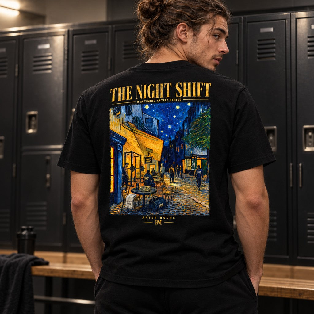 The Night Shift – Heavy Shirt in Schwarz, am Model, Rückansicht | Heavy Mind