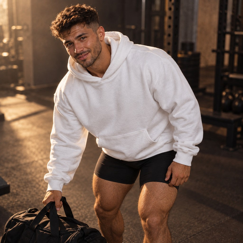 Time Melts, Discipline Doesn't – Heavy Oversized Hoodie in Weiß, am Model, Vorderansicht | Heavy Mind