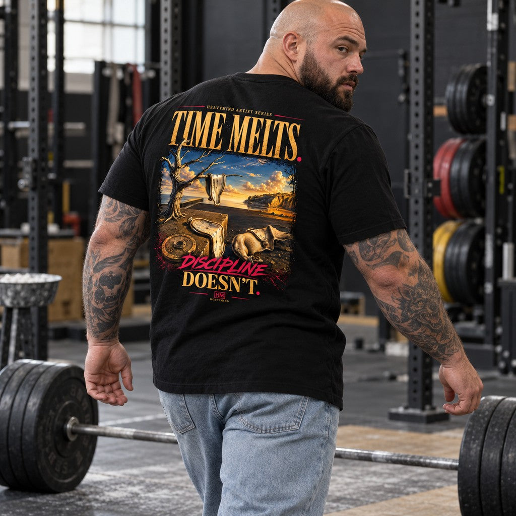 Time Melts, Discipline Doesn't – Heavy Shirt in Schwarz, am Model, Rückansicht | Heavy Mind